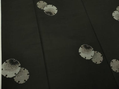 平和屋着物●極上　本場大島紬　9マルキ　地空　雪輪重ね　黒地　逸品　DZAB5102kh6