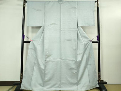 平和屋着物●極上　染色作家　長谷川忠義　小紋　舞花弁　かすみ山文　淡藤色地　金彩　逸品　未使用　DZAB5112kh6