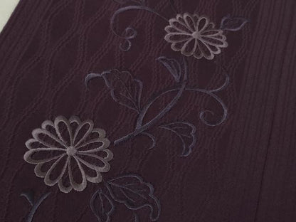 平和屋着物∞極上　道行コート　ロング丈　刺繍　菊唐草　立涌地紋　深紫色地　逸品　DZAB5134kh6