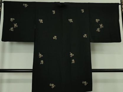 平和屋着物∞極上　長羽織　印傳　草花文　黒地　羽織紐付き　逸品　DZAB5214kh6