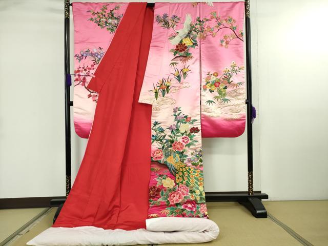 平和屋本店●極上　中国三大刺繍 相良刺繍 色打掛 和装 婚礼 結婚式 花嫁 神社挙式 駒刺繍 孔雀飛鶴花文 暈し染め 金糸 逸品　DZAB5217kh6