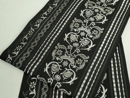 平和屋着物●極上　本場筑前博多織　八寸名古屋帯　花唐草間道　黒地　逸品　DZAB5283kh6