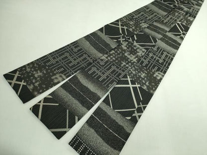 平和屋着物●極上　男性　角帯　幾何学文様　黒地　逸品　DZAB5347kh6
