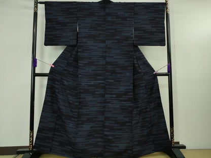 平和屋着物●極上　本場結城紬　重要無形文化財　奥順謹製　80亀甲　エ霞　証紙付き　逸品　DZAB5353kh6