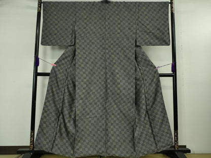 平和屋着物●極上　西陣　とみや織物謹製　お召　三条殿織　市松草丸文　反端付き　逸品　DZAB5374kh6