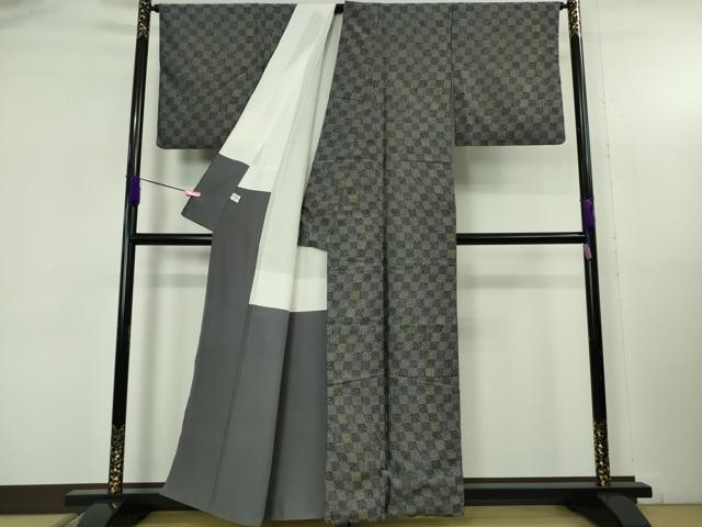 平和屋着物●極上　西陣　とみや織物謹製　お召　三条殿織　市松草丸文　反端付き　逸品　DZAB5374kh6 平和屋着物○極上 西陣 とみや織物謹製 三茶殿織 お召 市松花文 反端
