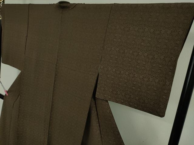 平和屋着物●極上　お召　葡萄唐草地紋　赤墨色　逸品　DZAB5387kh6