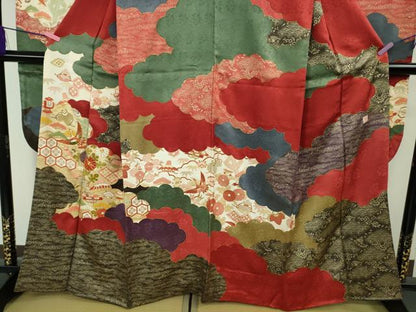 平和屋本店●極上　皇室献上作家　藤井寛　振袖　駒刺繍　雲重ね　宝尽くし飛鶴文　金彩　逸品　DZAB5388kh6