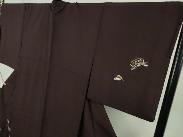 平和屋本店●極上　創業460年・千總　訪問着　紬地　刺繍　草花文　紫黒色地　金糸　東武百貨店扱い　逸品　DZAB5398kh6