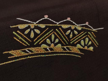平和屋本店●極上　創業460年・千總　訪問着　紬地　刺繍　草花文　紫黒色地　金糸　東武百貨店扱い　逸品　DZAB5398kh6