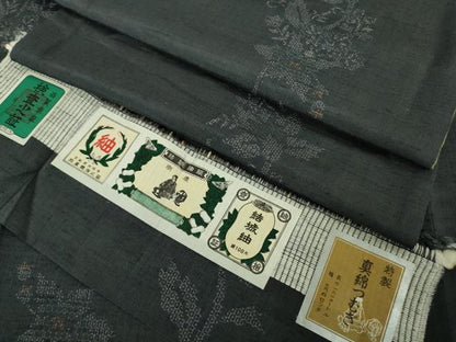 平和屋着物●極上　結城紬　100亀甲　飛び亀甲柄　草花間道　青褐色地　銀座おゝぎ屋　証紙付き　逸品　DZAB5408kh6