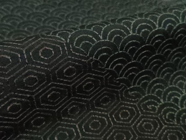 平和屋本店●極上　本場大島紬　訪問着　刺し子　刺繍　名物裂　黒地　逸品　未使用　DZAB5429kh6