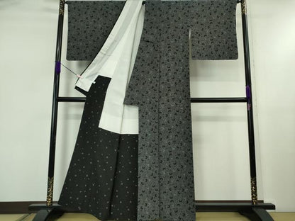 平和屋本店●極上　人間国宝 小宮康孝　江戸小紋　道明寺　般若　烏帽子　中啓　黒地　逸品　DZAB5440kh6