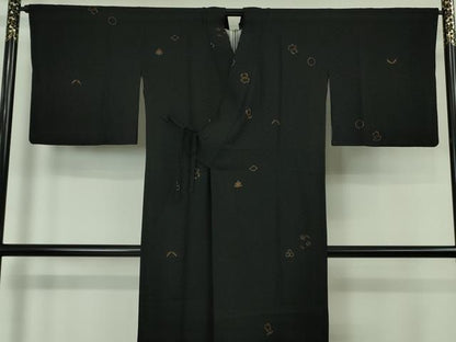 平和屋着物∞極上　道中着　ロング丈　舞花文　黒地　逸品　DZAB5480kh6