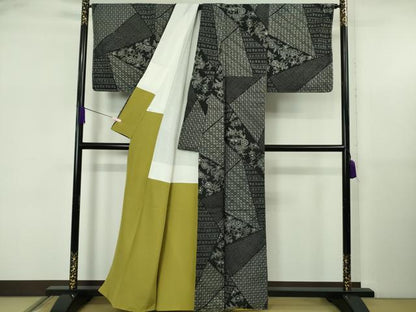 平和屋本店●極上　本場大島紬　刺し子　総刺繍　名物裂切嵌　草花文　黒地　逸品　未使用　DZAB5491kh6
