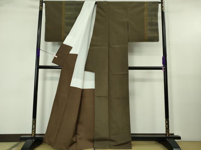 平和屋本店●極上　伝統工芸士　曽根武勇　訪問着　お召地　間道　海松茶色地　逸品　未使用　DZAB5493kh6