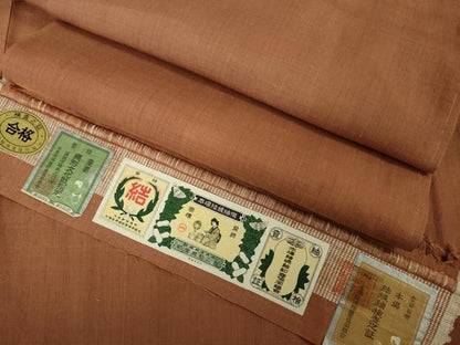 平和屋着物●極上　本場結城紬　重要無形文化財　奥順謹製　色無地　紅樺色　証紙付き　逸品　未使用　DZAB5498kh6
