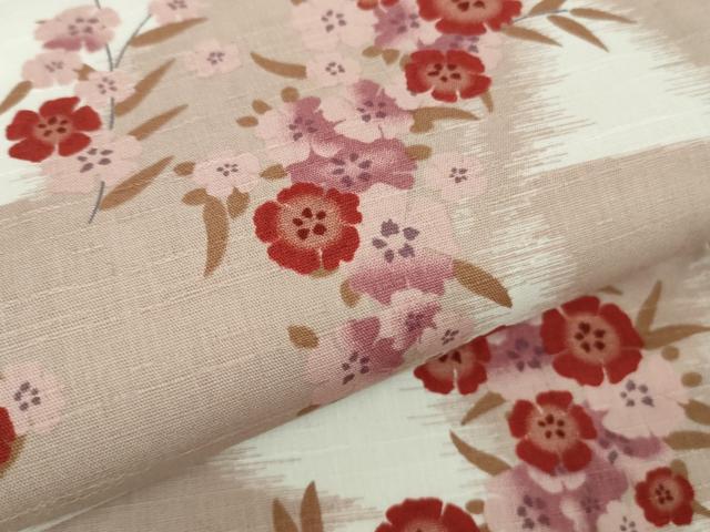 平和屋着物∴極上　夏物　撫松庵　小紋・浴衣兼用　綿　草花　舞蝶シルエット　洗える着物　逸品　DZAB5627kh6