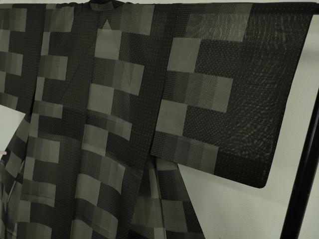平和屋着物＊極上 夏物 本場大島紬 夏大島 9マルキ 変わり市松 黒地 逸品 DZAB5652kh6