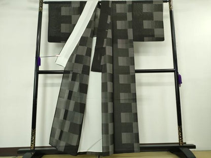 平和屋着物＊極上 夏物 本場大島紬 夏大島 9マルキ 変わり市松 黒地 逸品 DZAB5652kh6