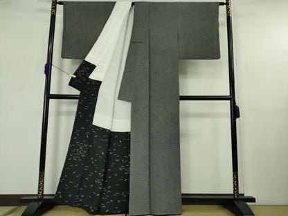 平和屋着物●極上　江戸小紋染工房　小林染芸　小林茂徳　江戸小紋　舞花文　黒×白　逸品　DZAB5662kh6