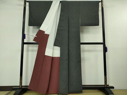 平和屋着物●極上　本塩沢　袷　110亀甲　斜線文　藍鉄色地　逸品　DZAB5683kh6