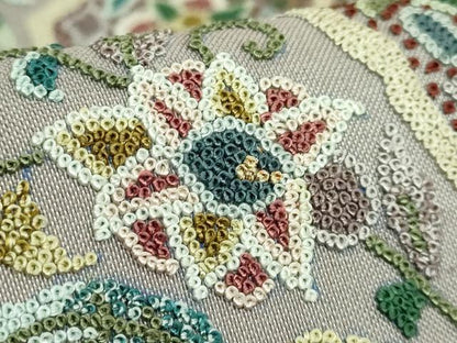 平和屋本店●極上　中国三大刺繍　相良刺繍　総刺繍　全通柄袋帯　正倉院花唐草　金糸　絹鼠色地　逸品　DZAB5709kh6