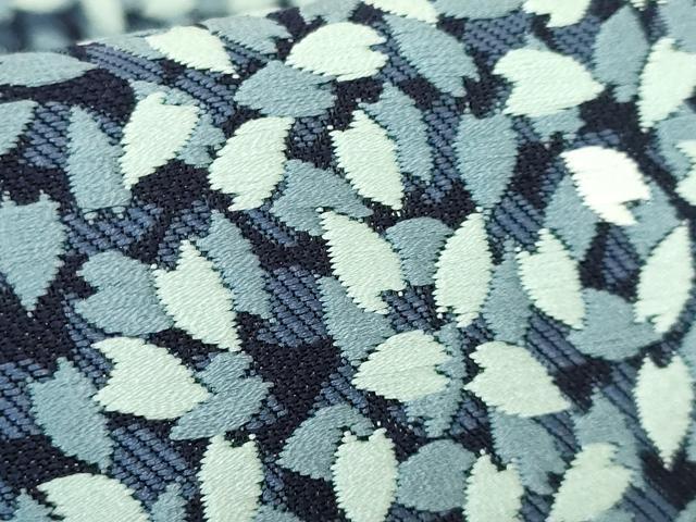 平和屋本店●極上　本場筑前博多織　八寸名古屋帯　本藍染め　舞桜　筑前織物　博多金ラベル　証紙付き　逸品　DZAB5715kh6