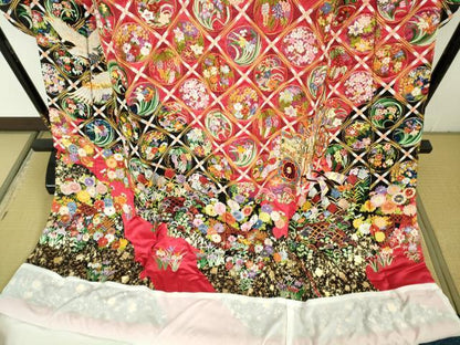 平和屋本店●最高級 中国三大刺繍 相良刺繍 駒刺繍 色打掛 和装 婚礼 結婚式 花嫁 神社挙式 飛鶴天井花車文 金糸 逸品 未使用 DZAB5801kh6