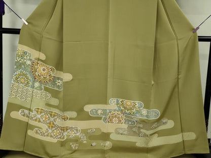 平和屋本店●極上　創業460年・千總　色留袖　駒刺繍　正倉院霞花文　黄海松茶色地　金彩　反端付き　逸品　未使用　DZAB5812kh6