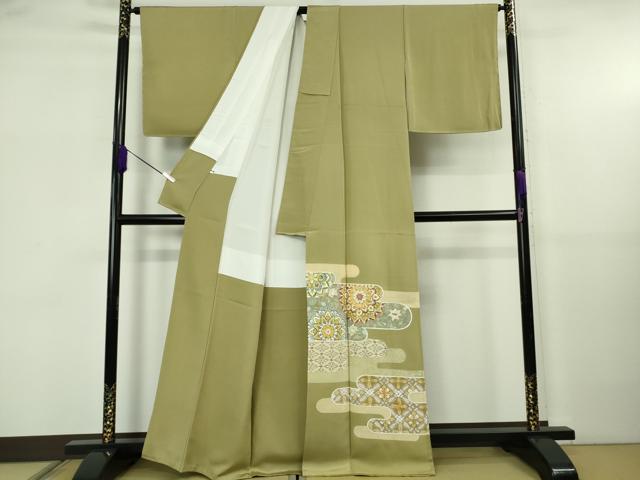 平和屋本店●極上　創業460年・千總　色留袖　駒刺繍　正倉院霞花文　黄海松茶色地　金彩　反端付き　逸品　未使用　DZAB5812kh6
