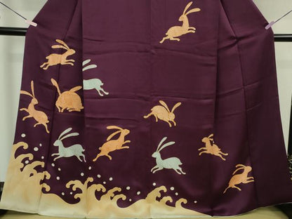 平和屋本店●極上　訪問着　駒刺繍　立波　兎　うさぎ　紫紺色地　金彩　逸品　DZAB5887kh6