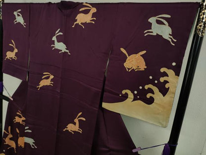 平和屋本店●極上　訪問着　駒刺繍　立波　兎　うさぎ　紫紺色地　金彩　逸品　DZAB5887kh6