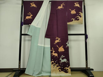 平和屋本店●極上　訪問着　駒刺繍　立波　兎　うさぎ　紫紺色地　金彩　逸品　DZAB5887kh6