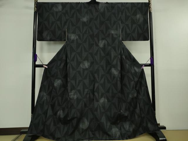 平和屋着物○極上 結城紬 80亀甲 飛び亀甲柄 雪輪 麻の葉文様 逸品