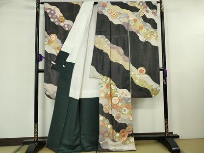 平和屋本店●極上　中国三大刺繍 スワトウ刺繍 汕頭刺繍 振袖・長襦袢(無双仕立て)セット 作家物 駒刺繍 道長花文 金糸　逸品　DZAB5899kh6