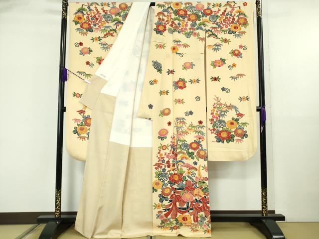 平和屋本店●極上　和染紅型　栗山紅型　栗山吉三郎　振袖　吉祥花文　砥粉色地　鬼しぼ縮緬　逸品　DZAB5903kh6