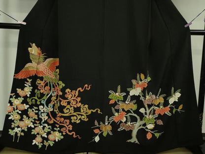 平和屋本店●極上　創業130年　江戸染繍友禅　大彦　黒留袖　刺繍　鳳凰唐草花文　金糸　三越扱い　逸品　DZAB5906kh6