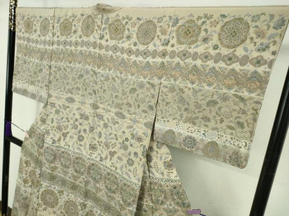 平和屋本店●極上　中国三大刺繍　スワトウ刺繍　汕頭刺繍　訪問着　正倉院更紗花文　金糸　逸品　未使用　DZAB5911kh6