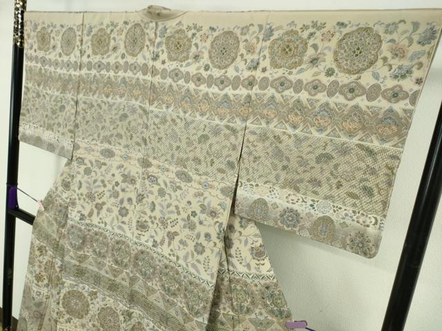 平和屋本店●極上　中国三大刺繍　スワトウ刺繍　汕頭刺繍　訪問着　正倉院更紗花文　金糸　逸品　未使用　DZAB5911kh6