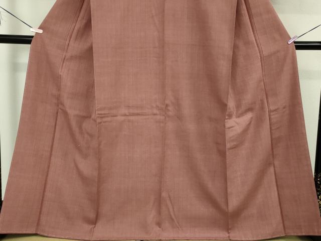 平和屋本店●極上　本場結城紬　重要無形文化財　奥順謹製　色無地　蘇芳香色　証紙付き　逸品　未使用　DZAB5918kh6