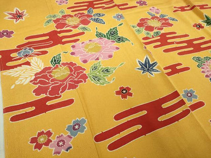 平和屋着物●極上　和染紅型　栗山紅型　栗山吉三郎　振袖　エ霞花文　柑子色地　鬼しぼ縮緬　逸品　未使用　DZAB5942kh6
