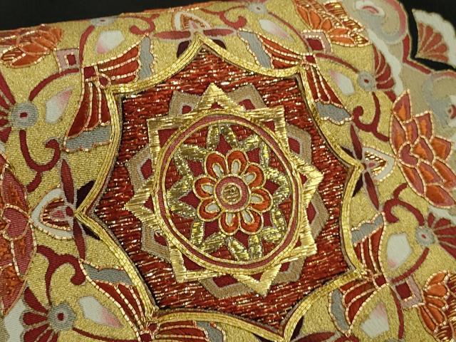 平和屋本店●極上　創業460年・千總　黒留袖　駒刺繍　正倉院花鳥文　金彩　逸品　DZAB6082kh6