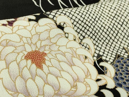 平和屋着物●極上　男性　小紋　キングサイズ　乱菊　黒地　金彩　鬼しぼ縮緬　逸品　DZAB6118kh6