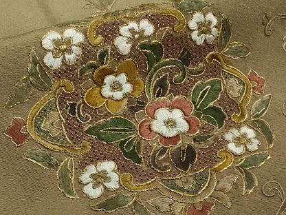 平和屋着物●極上　中国三大刺繍 スワトウ刺繍 汕頭刺繍 蘇州刺繍 訪問着 正倉院花唐草文 桑染色 暈し染め 金糸 逸品 未使用　DZAB6119kh6