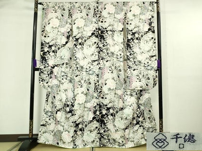 平和屋本店●極上　創業460年・千總　振袖　乱菊　藤　梅　牡丹　黒地　金彩　逸品　DZAB6120kh6