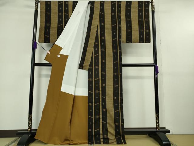 平和屋本店●極上　国指定重要無形文化財　本場久米島紬　手織　絣間道　逸品　DZAB6126kh6