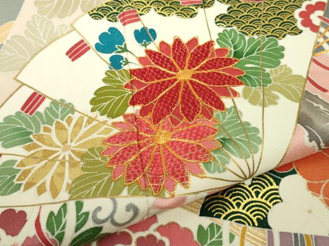 平和屋本店■極上　創業460年・千總　振袖　駒刺繍　飛鶴吉祥花文　甚三紅色地　暈し染め　金彩　逸品　DZAA4479kh5 平和屋本店□極上 創業460年・千總 振袖 駒刺繍 飛鶴吉祥花文 甚三紅色