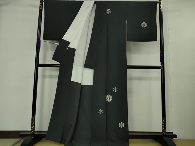 平和屋本店●極上　京都染織メーカー・貴久樹謹製　訪問着　総刺繍　雪華　濃紺地　銀糸　伊と幸　反端付き　逸品　DZAB6135kh6
