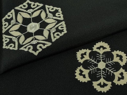 平和屋本店●極上　京都染織メーカー・貴久樹謹製　訪問着　総刺繍　雪華　濃紺地　銀糸　伊と幸　反端付き　逸品　DZAB6135kh6